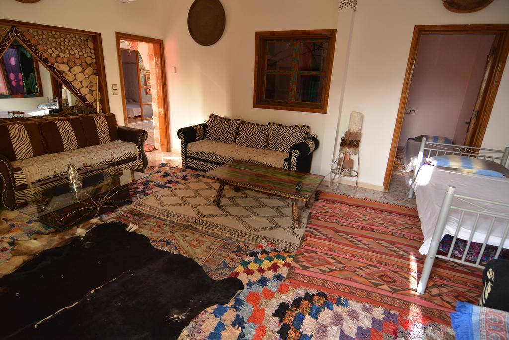 Maison D'Hotes Ait Bou Izryane Timoulilt Eksteriør bilde